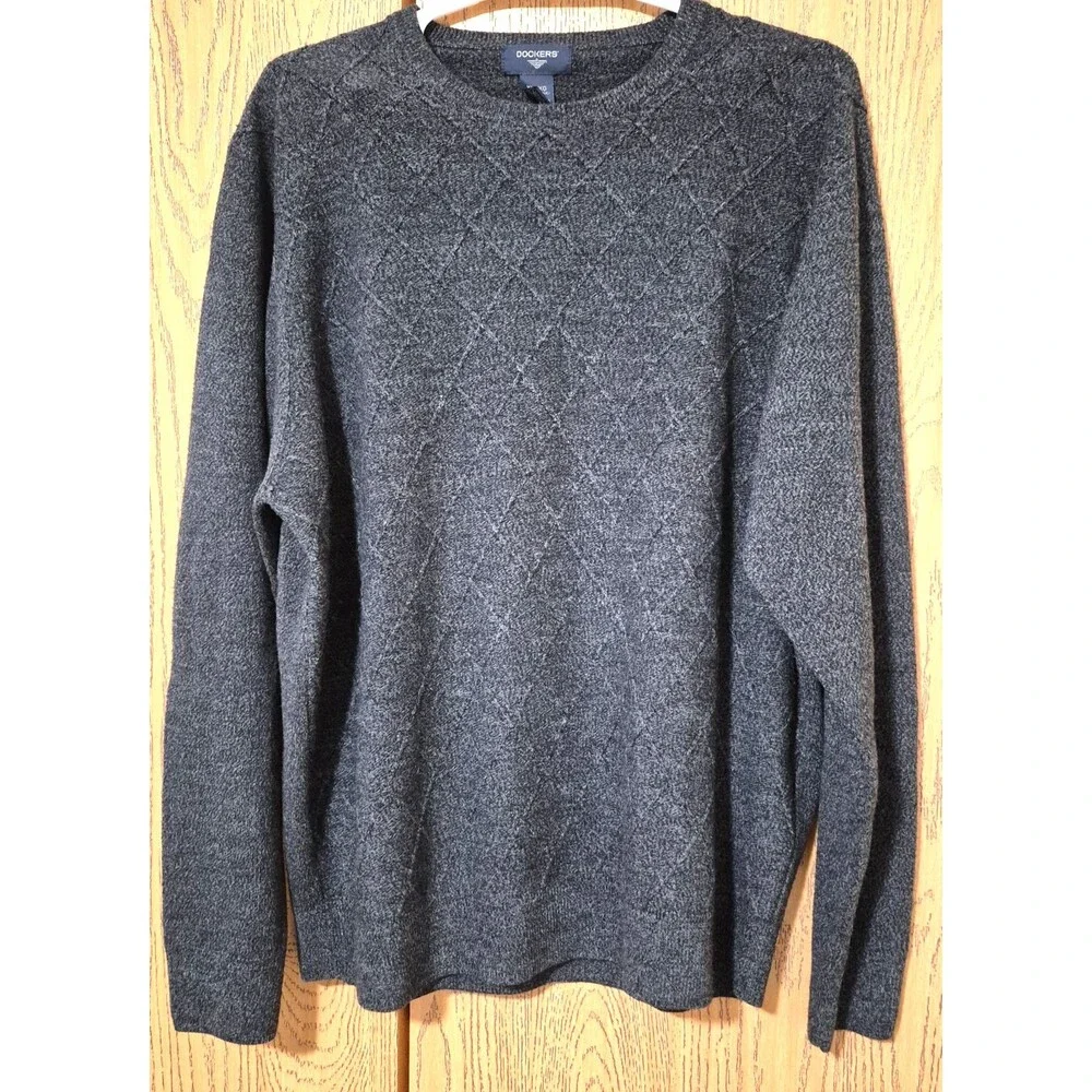 Dockers Men’s Charcoal Crewneck Sweater with Cross Over Pattern Size XL